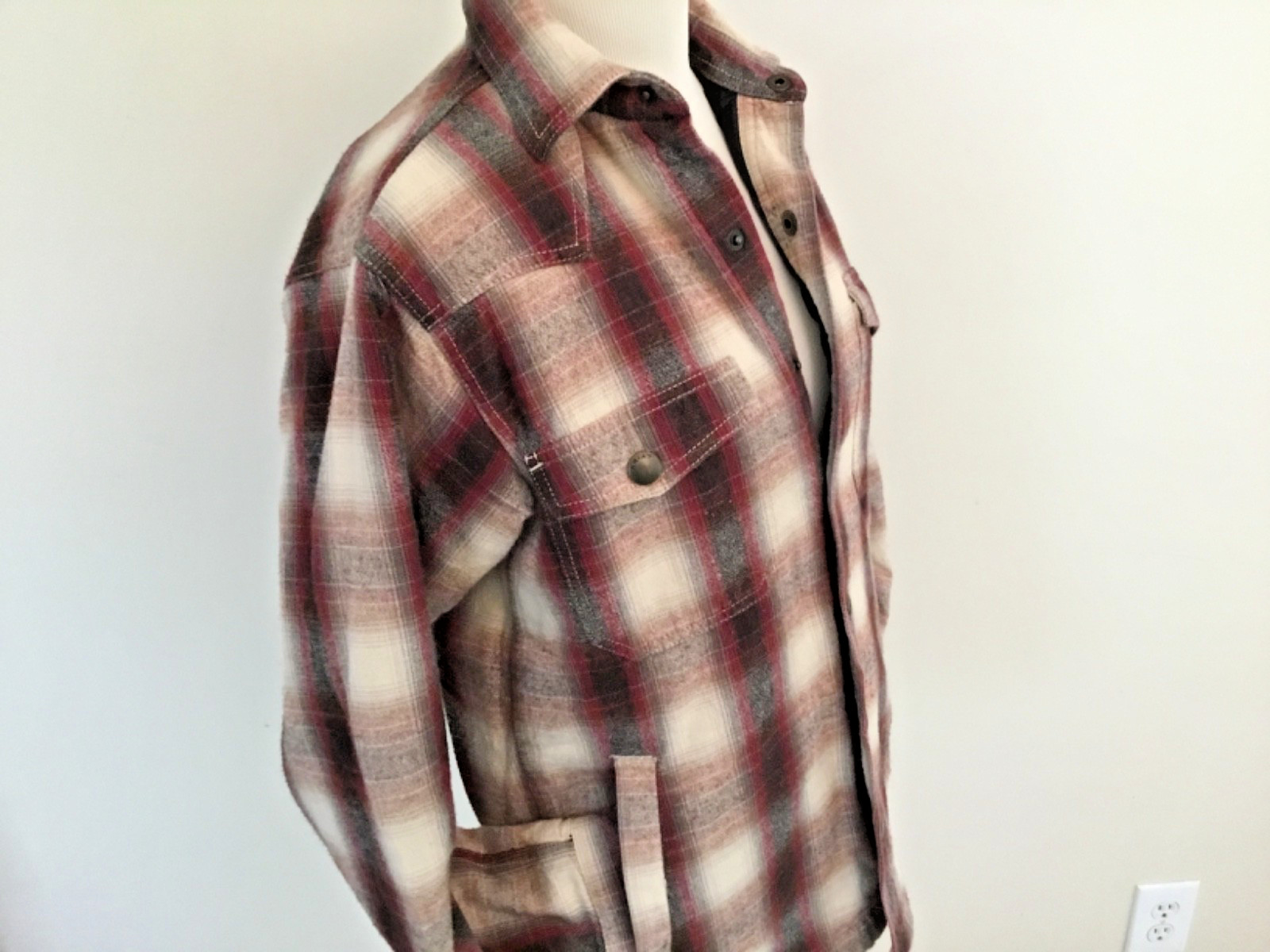Ariat Retro Fit Women’s Berry Red Black Plaid Western Flannel Shirt Cotton XS