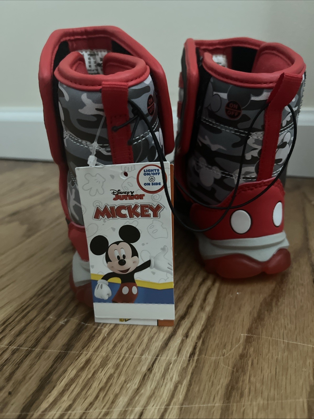 Disney Toddler Boys Mickey Mouse Light Up Snow Boots Size 8 NEW WITH TAGS!