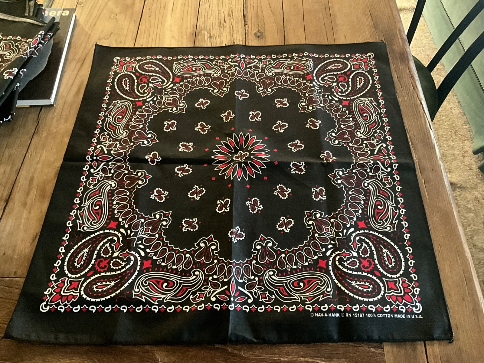 Hav-A-Hank USA Made Cotton Paisley Bandanna 22″X22″ Black / White / Red