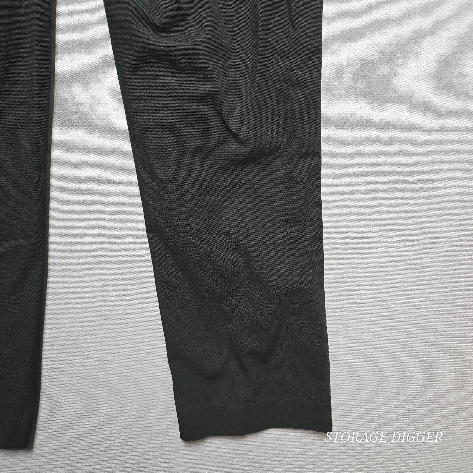 Talbots Women’s Black Classic Side Zip Straight Leg Mid Rise Pants Size 6