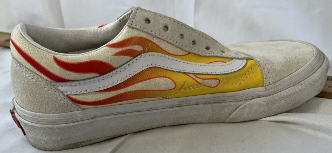 Vans Old Skool Low White Suede Orange Flame Men’s Size 4.5/Women’s 6