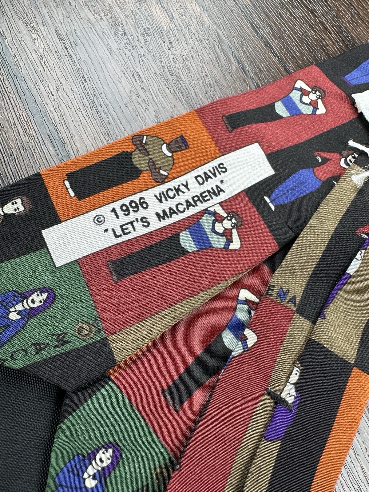 Vicky Davis Macarena 1996 Vintage Tie, 100% Silk, Multi color