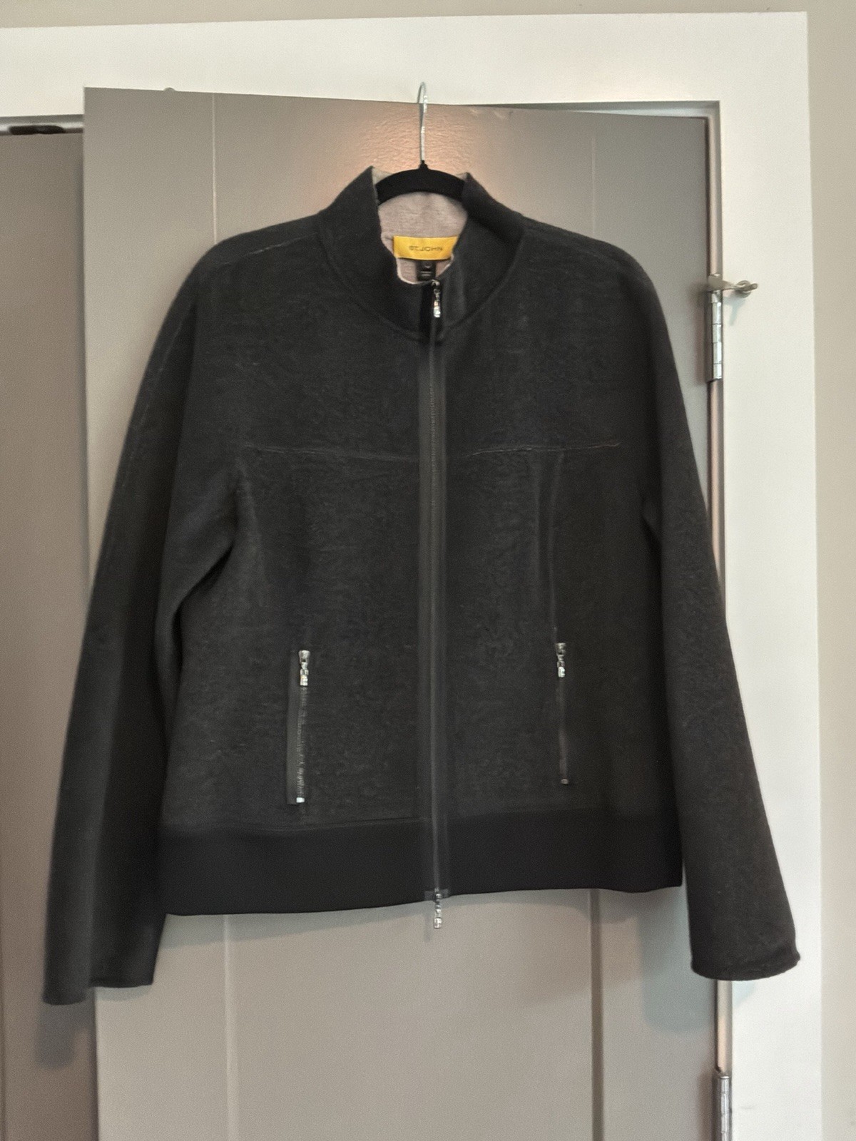 St. John Women’s Gray Full Zip Jacket Long Sleeve Short Length Size 14 R629472