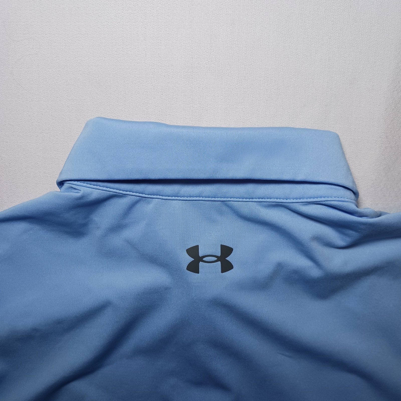 Under Armour Mens T2 Blue Polo Loose Medium Indian Hills Country Club UM0550