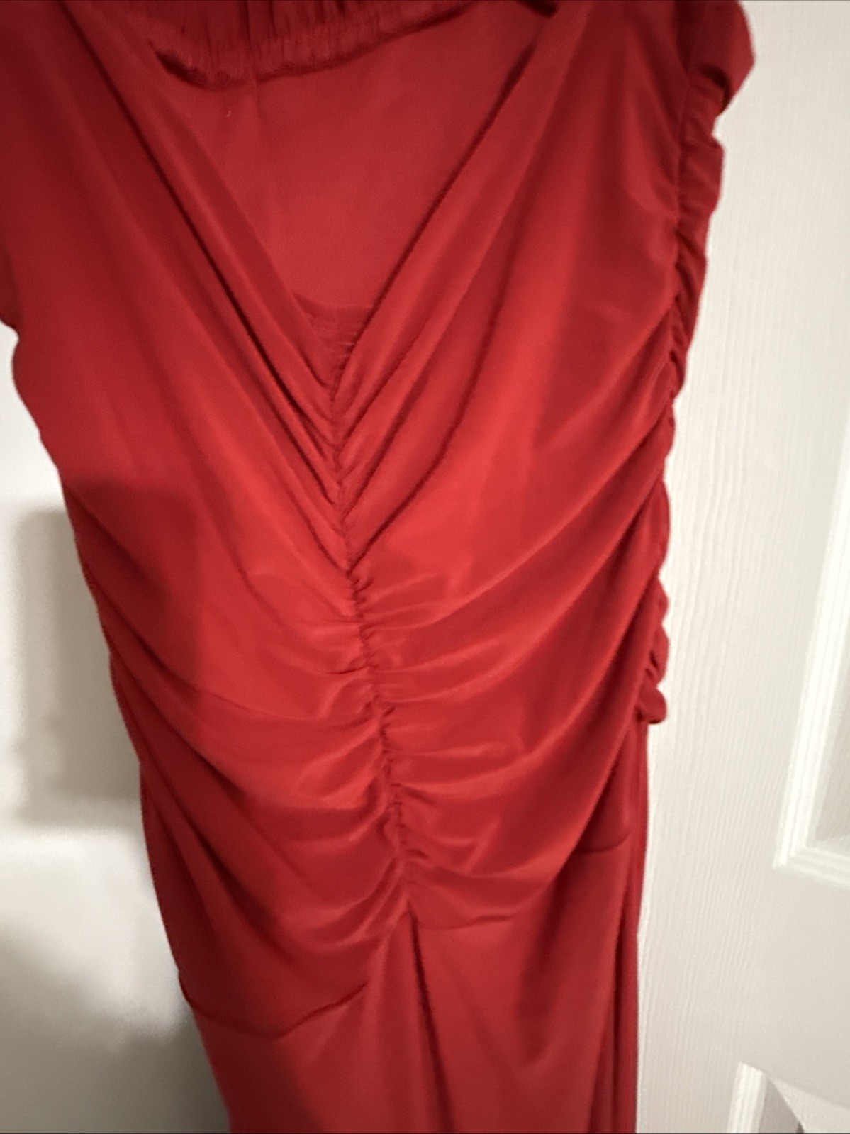 B. Darlin Women’s Red Halter Evening Dress Size M Formal Gown