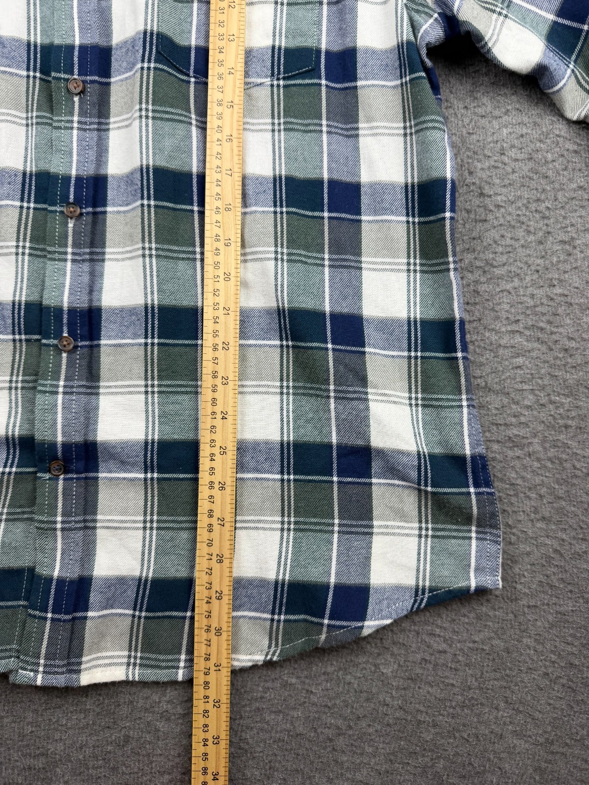 IZOD Men’s XL Plaid Flannel Long Sleeve Button Down Shirt Blue Green White