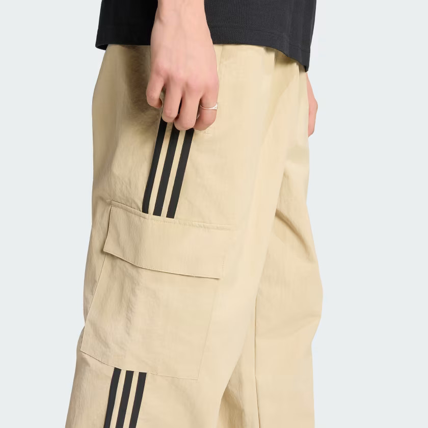 adidas men ADICOLOR CLASSICS 3-STRIPES CARGO PANTS