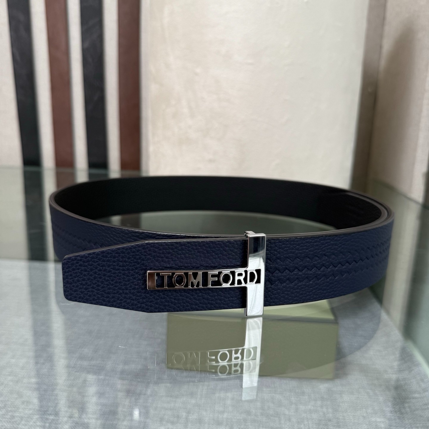 Authentic Tom Ford Reversible Leather T-Buckle Belt Luxury Designer Fashion
