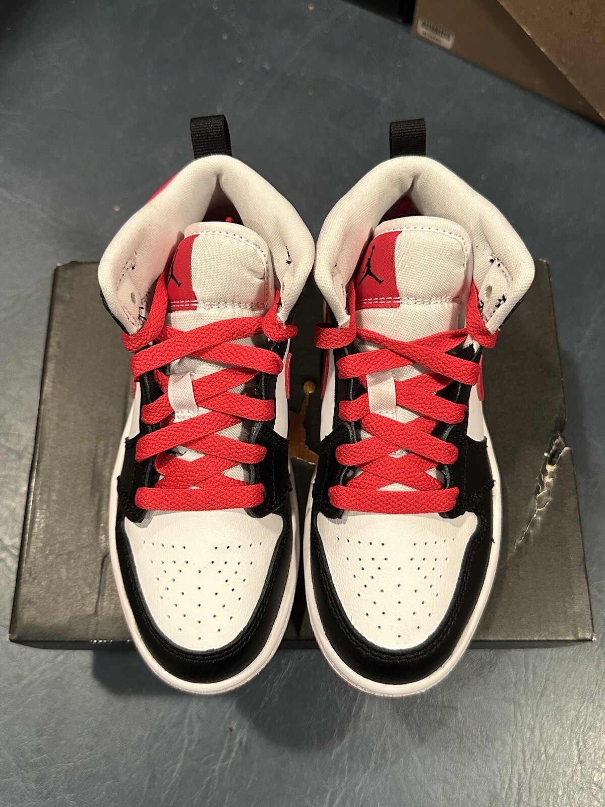 Size 11.5C – Nike Air Jordan 1 Mid Very Berry Red Black White 640734-016