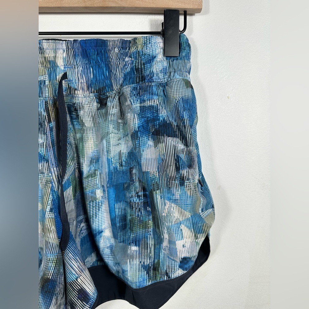Lululemon Choose A Side Short 3″ Sun Dazed Blue Black Night Size 4 Reversible