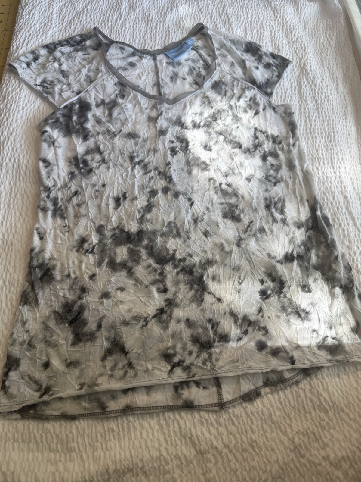 Simply Vera Vera Wang Womens Gray White Abstract Knit Scoop Neck Top M