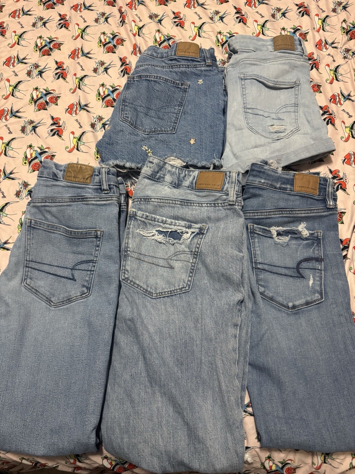 American Eagle Women’s Pants and Short Bundle (Women’s 8s & 6)