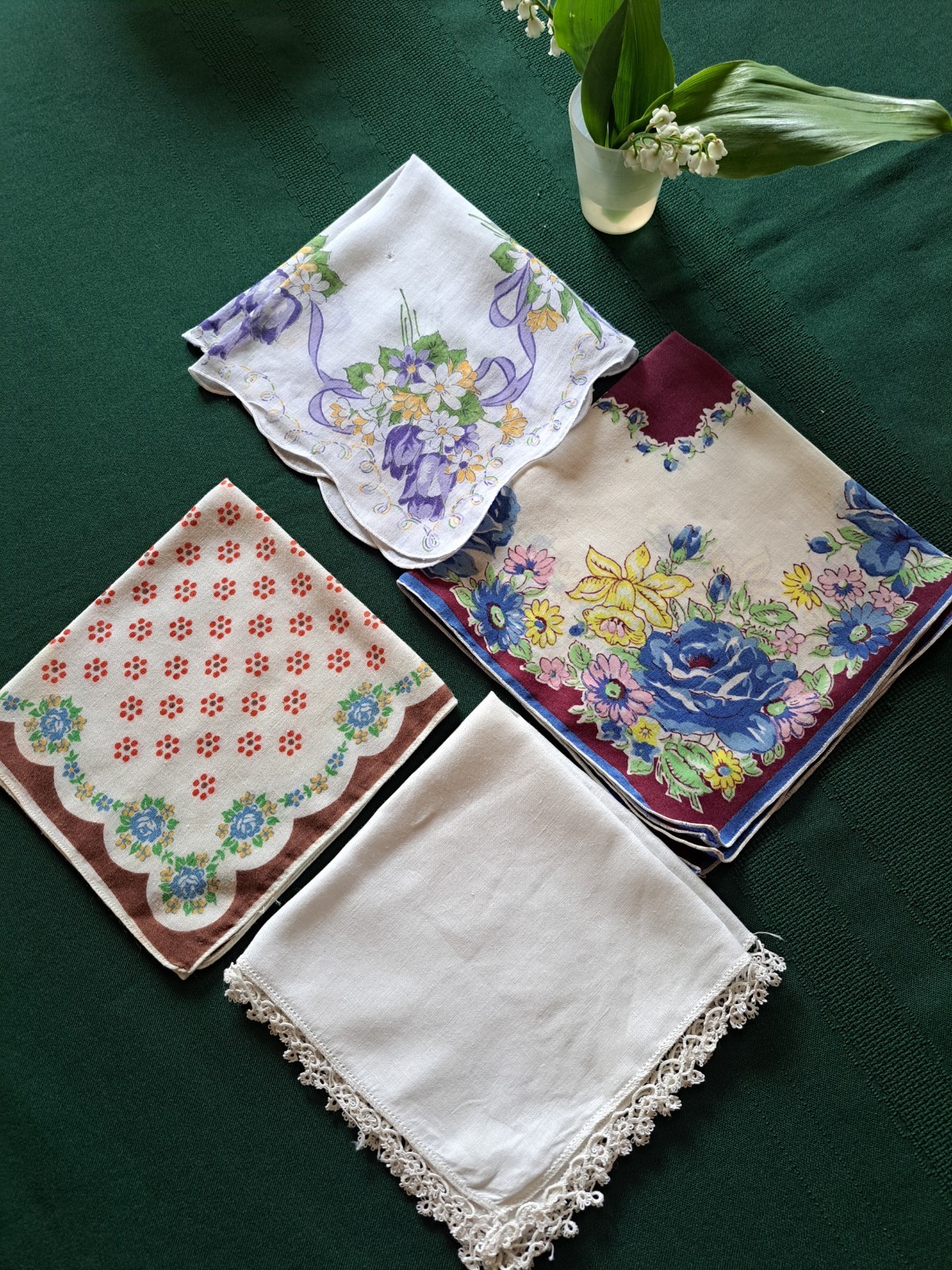 Vintage Floral Print and Tatted Hankies Lot of 4