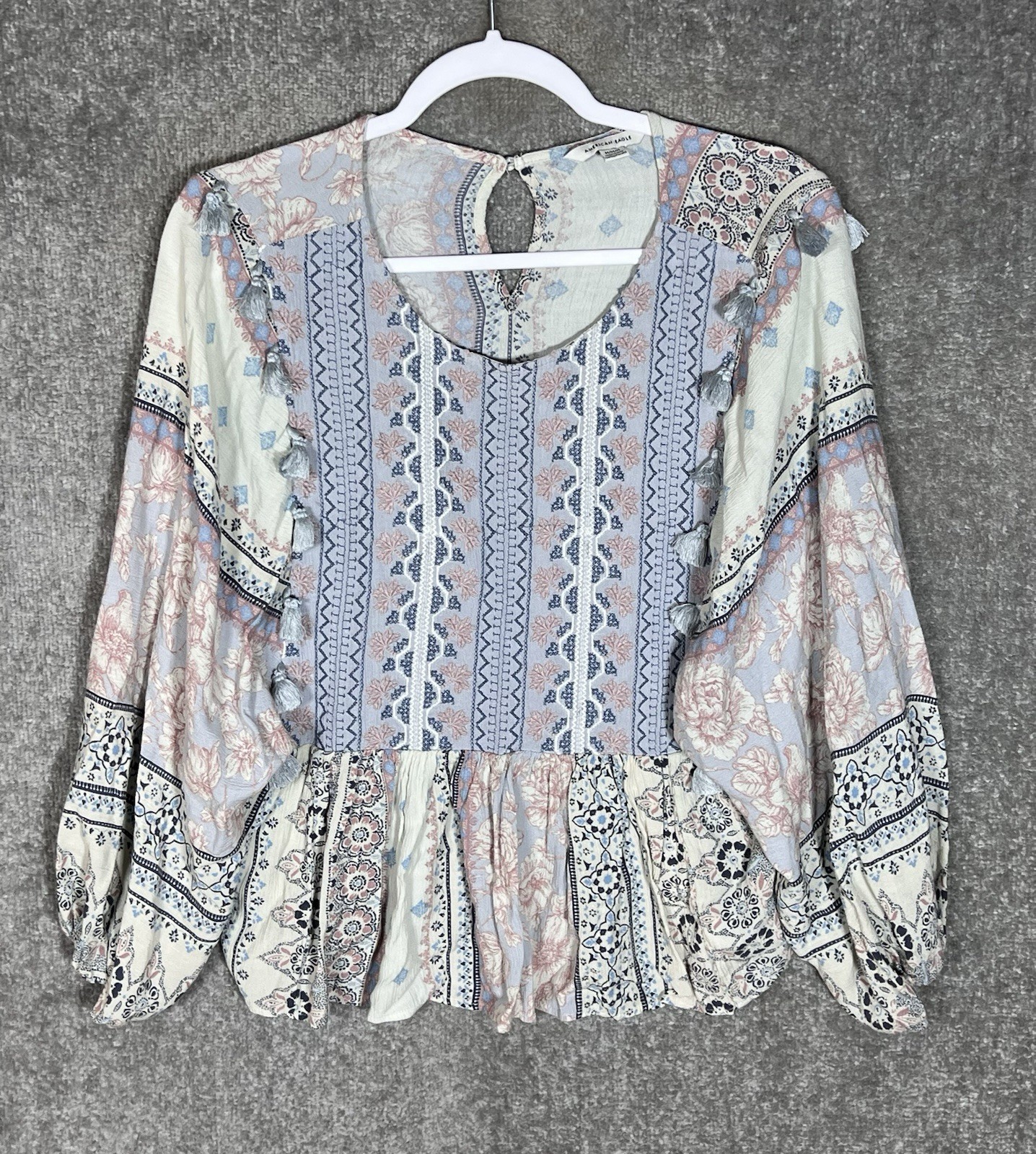 American Eagle Boho Top Womens Sz Medium Embroidered Floral Peplum Hem Tasseled