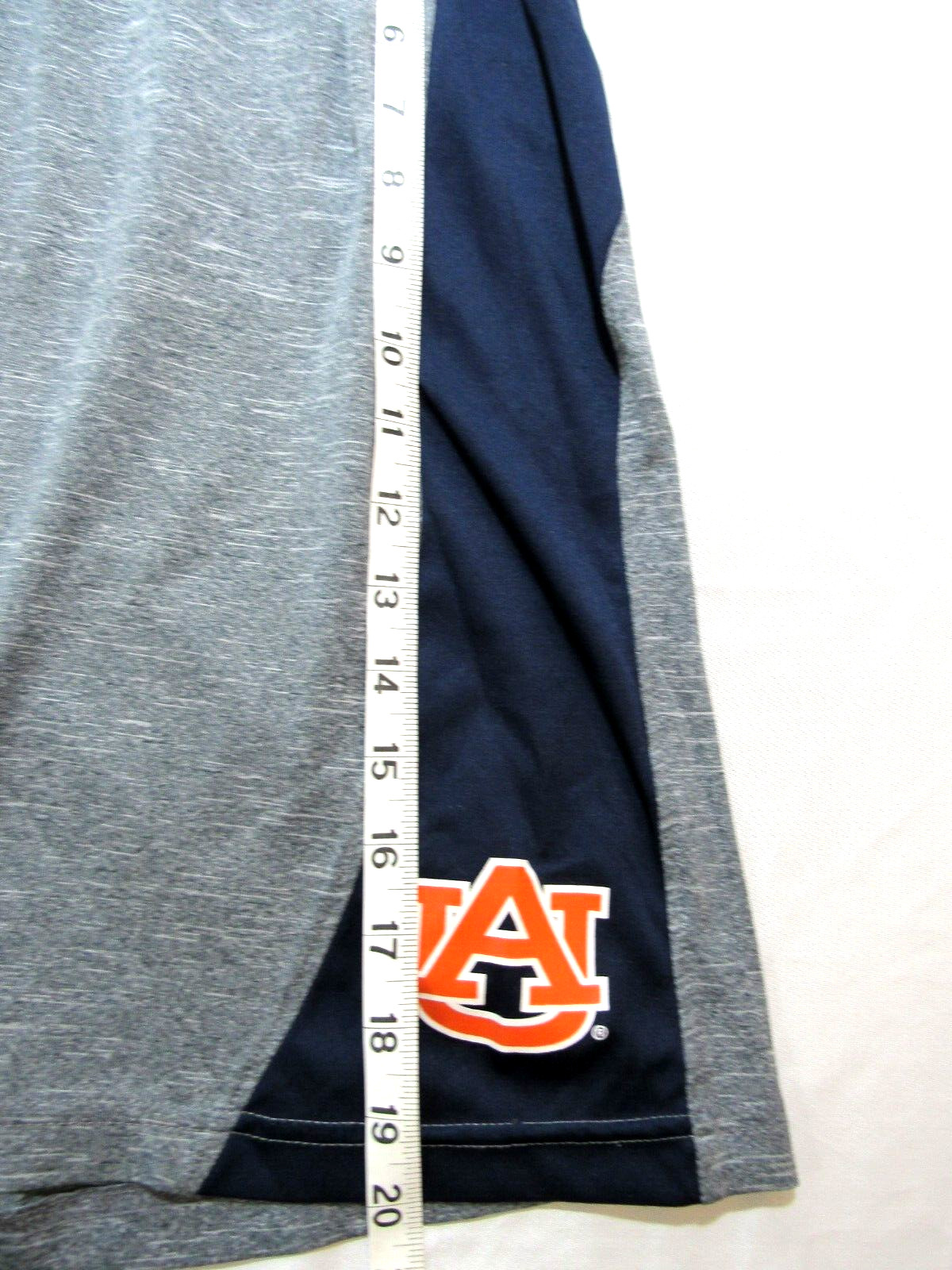 Rivalry Threads 91 Auburn University Licensed College Shorts Tigers Mens M 32/34