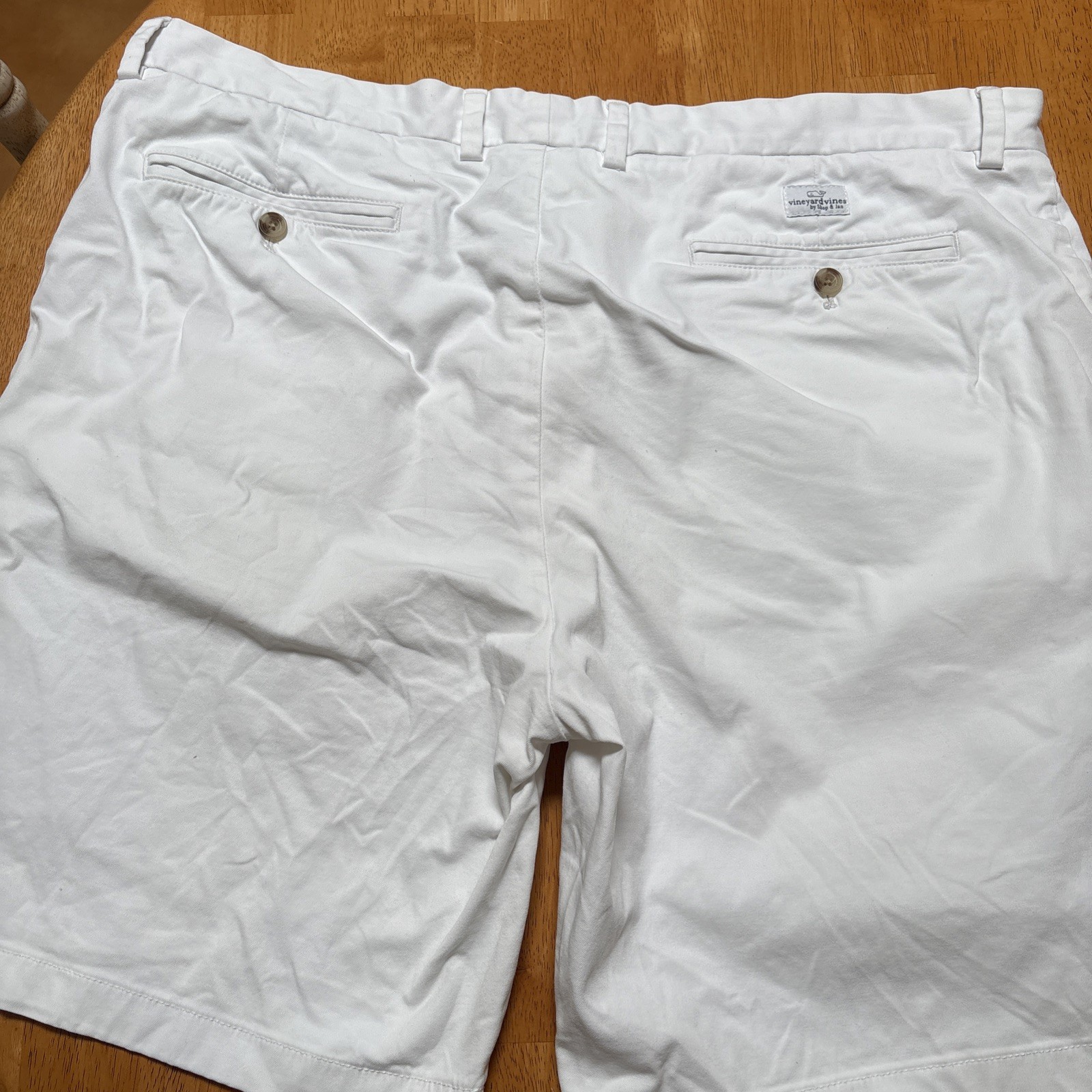 Vineyard Vines Shorts Men’s Size 40 White Cotton Club Shorts