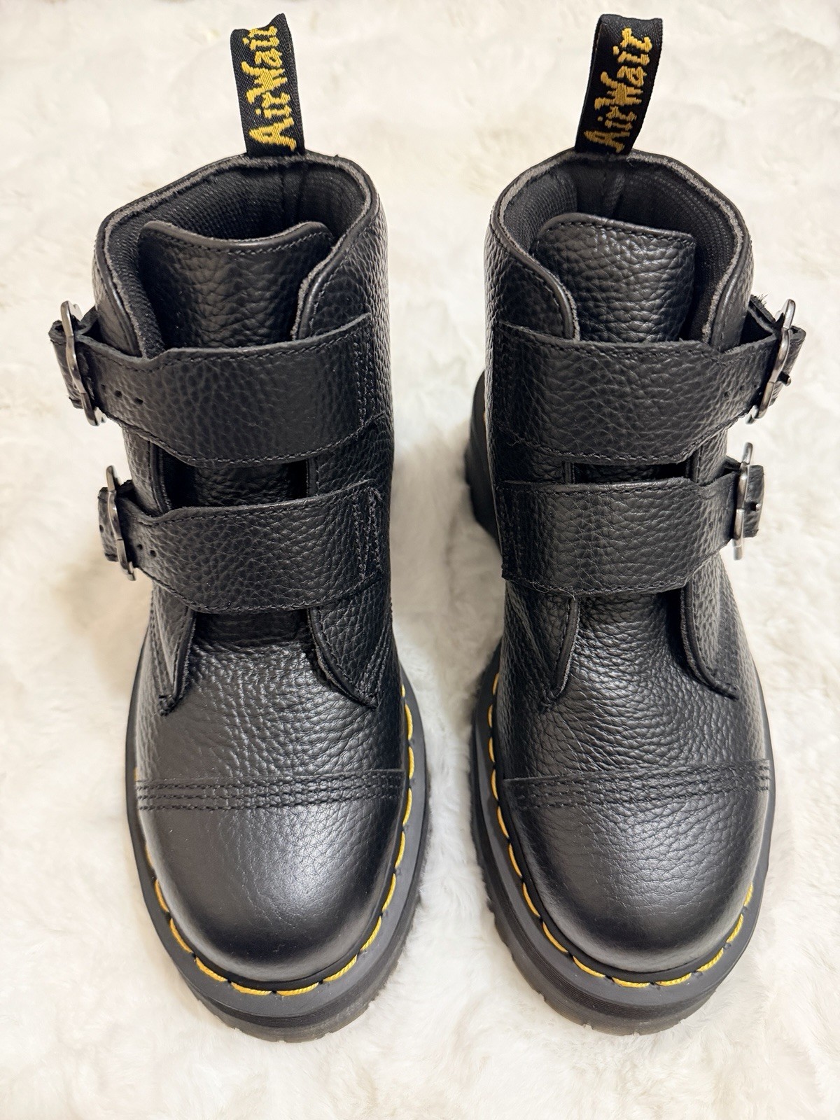 Dr. Martens Devon Flower Buckle Sz Women’s 8 Black Leather Platform Boots shoes
