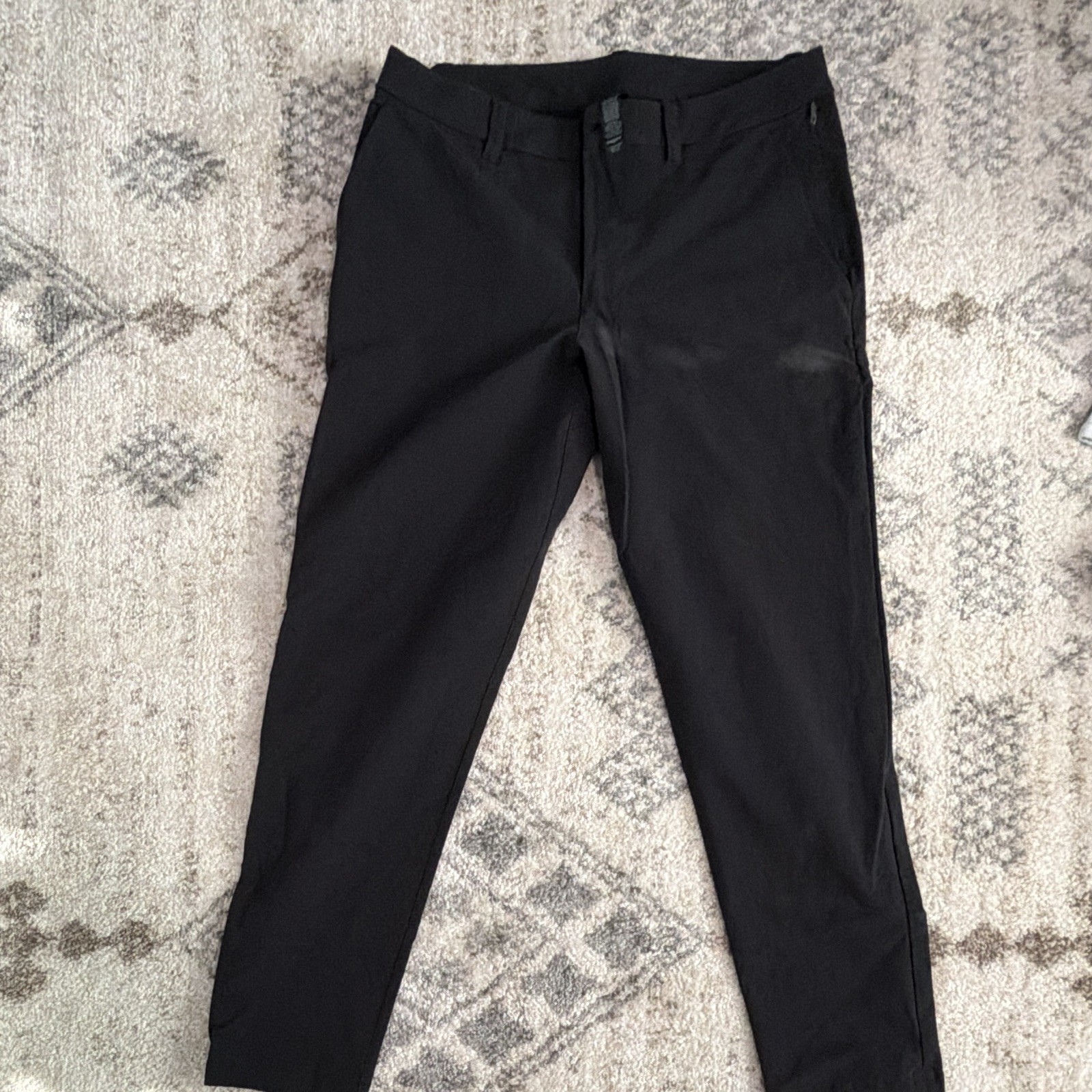 Lululemon ABC Men’s Black Slim Tapered Knit Pants Stretch Pockets 31W