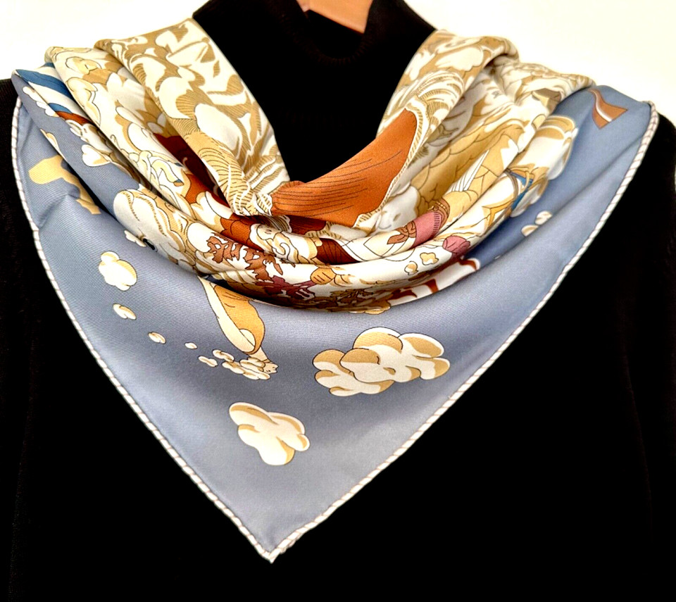 35″x35″In Clouds Print Pure Mulberry Twill Silk16momme Double-sided Scarf 88cm