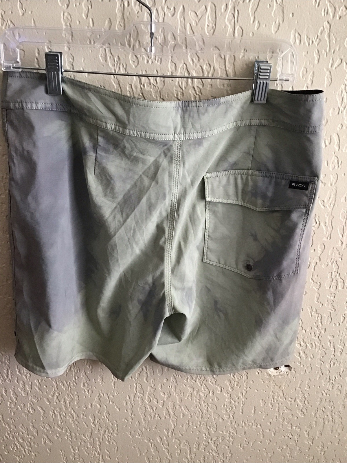 RVCA Size Medium Men’s Board Shorts Swim Trunks Palm Tree Shadows New UM