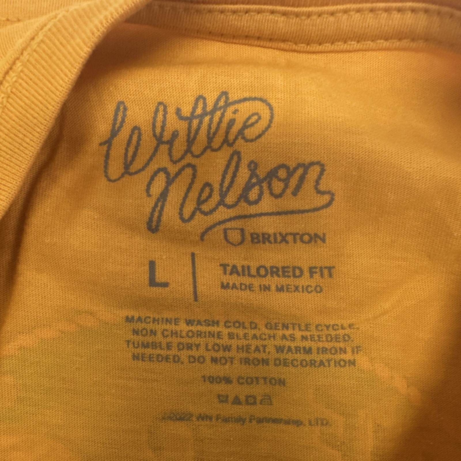 Brixton Willie Nelson Whiskey River Graphic Tee Yellow Crew Neck L MPN 22381