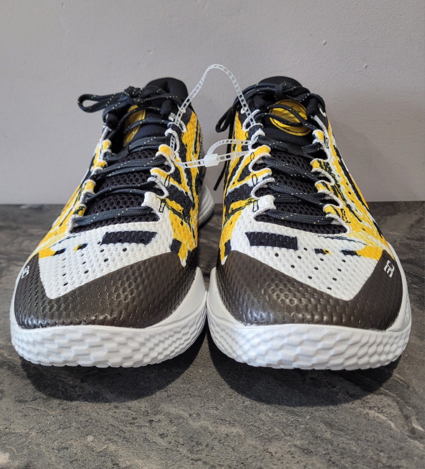 Under Armour Curry 2 Low Flotro “Taxi” Men’s Basketball Shoes Sz 10 3027050-001