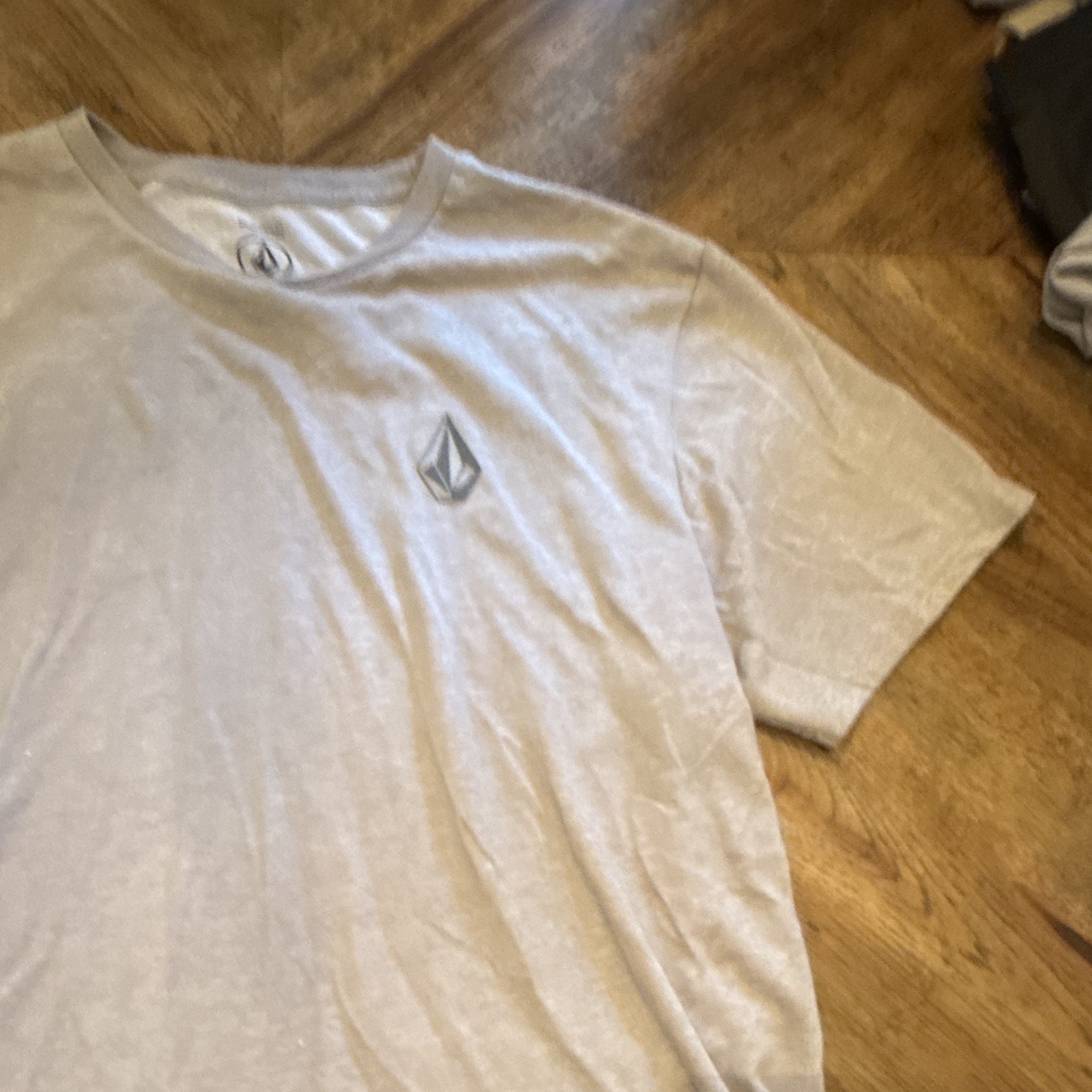 Volcom Men’s White Logo Crew Neck Short Sleeve Cotton Blend Tee Regular L