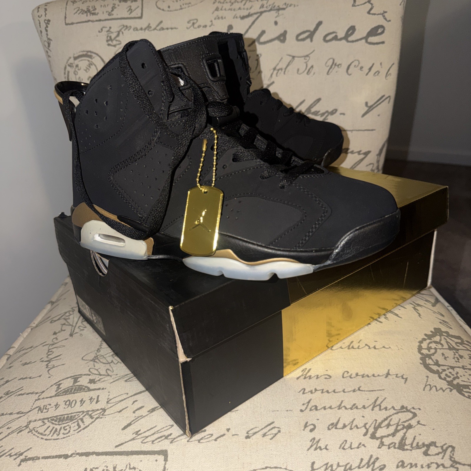 Nike Air Jordan 6 Retro