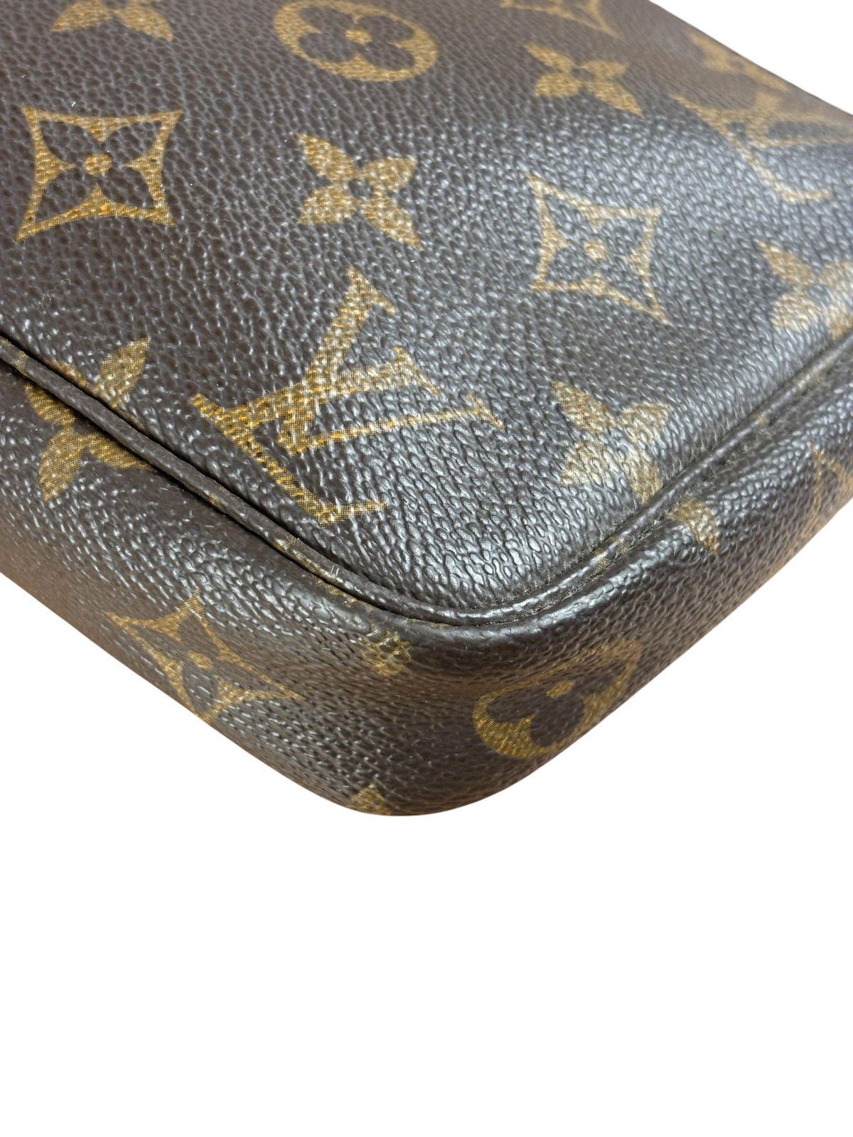 Size OS – Louis Vuitton Monogram Pochette / Pre-Owned