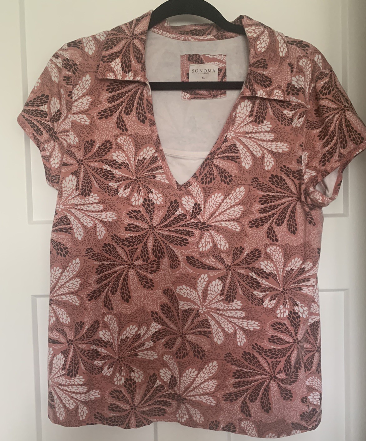 Sonoma Womens XL Pink Floral Top Short Sleeve Johnny Collar V-Neck Blouse Casual