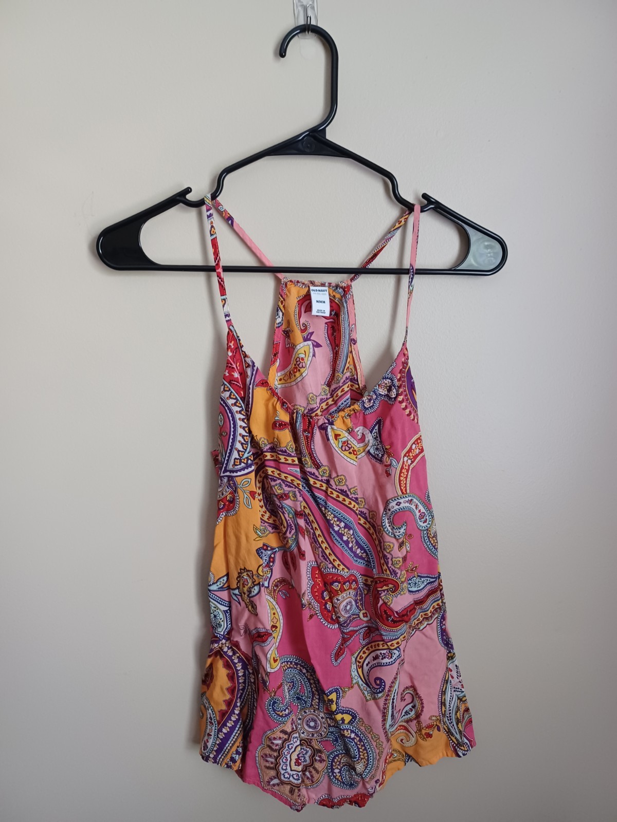 Women’s Size Medium Old Navy Pink Orange Multicolor Design Tank Top Shirt Summer