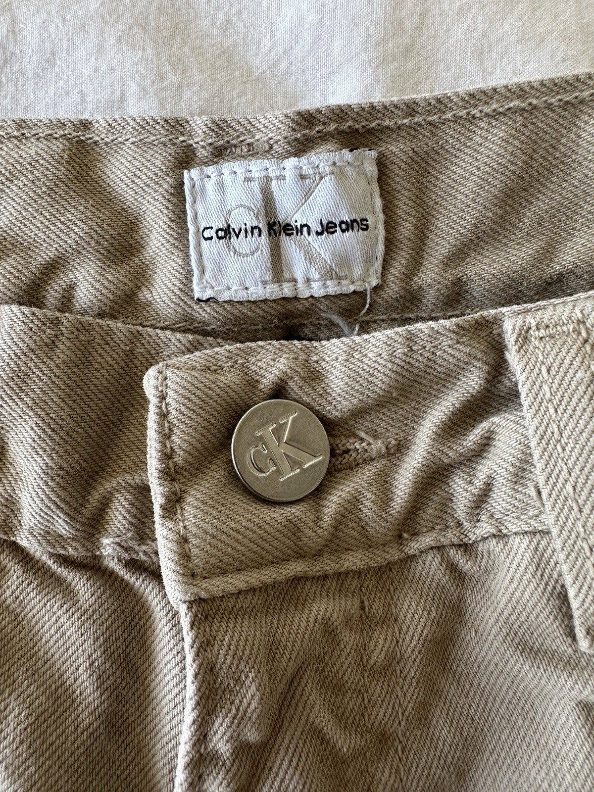 Vintage Calvin Klein Jeans Men’s 32 Tan Made in USA Easy Fit Y2K 90s Denim