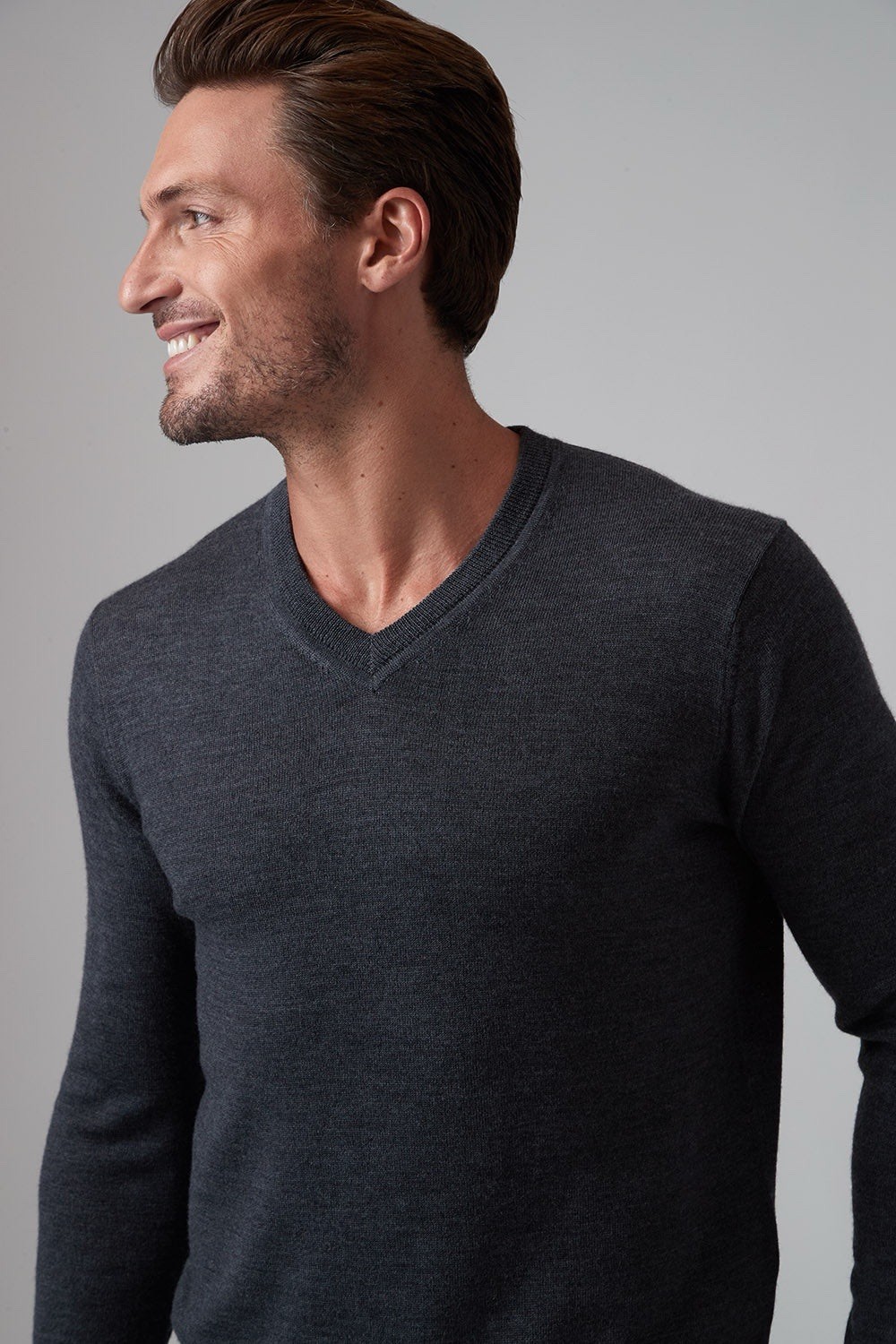Men’s Raffi Grey 100% Extra Fine Merino Wool Size XL 54