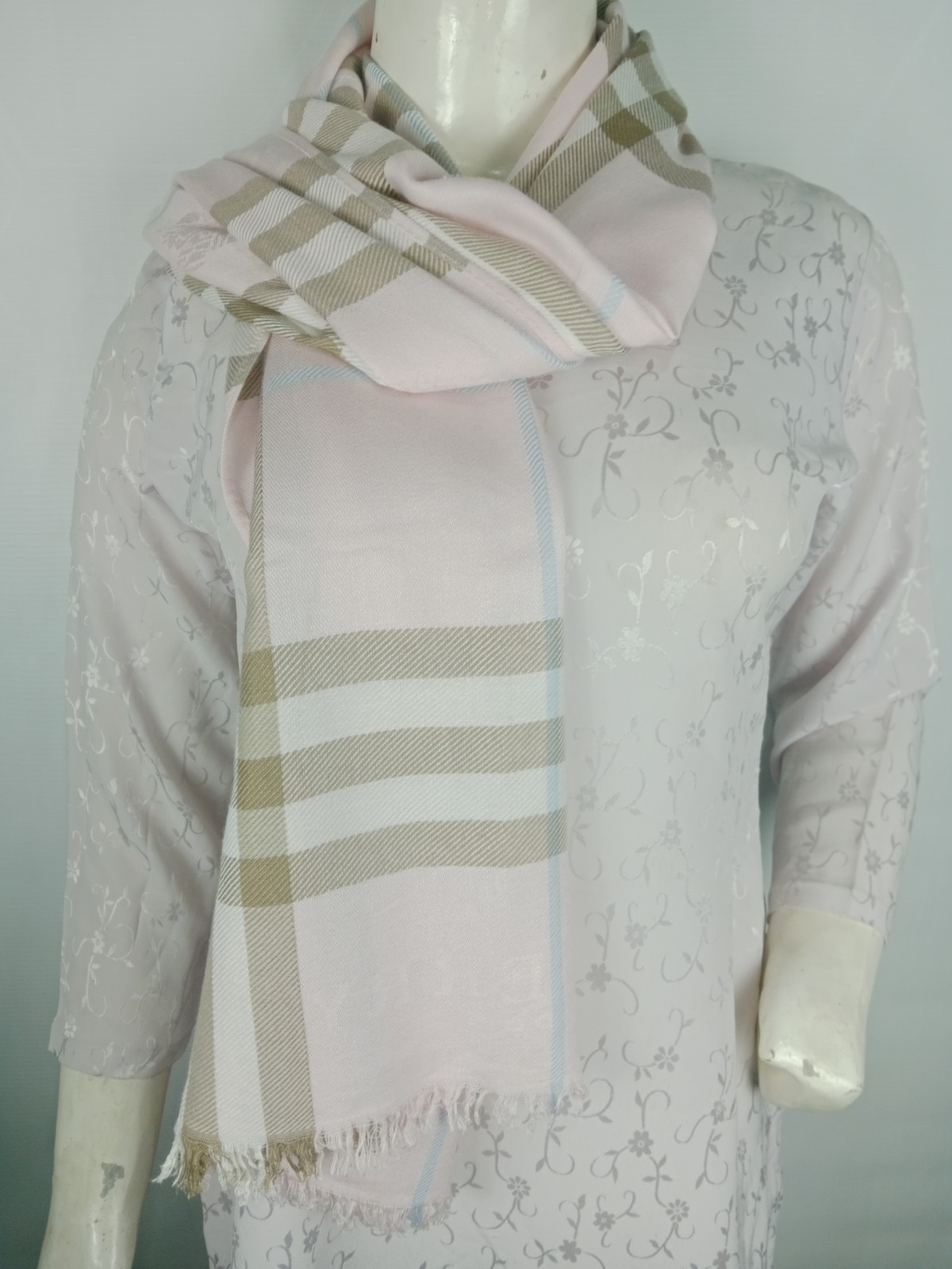 Authentic Burberry Scarf Shawl Stole Wrap 100% Cashmere Multicolor Used