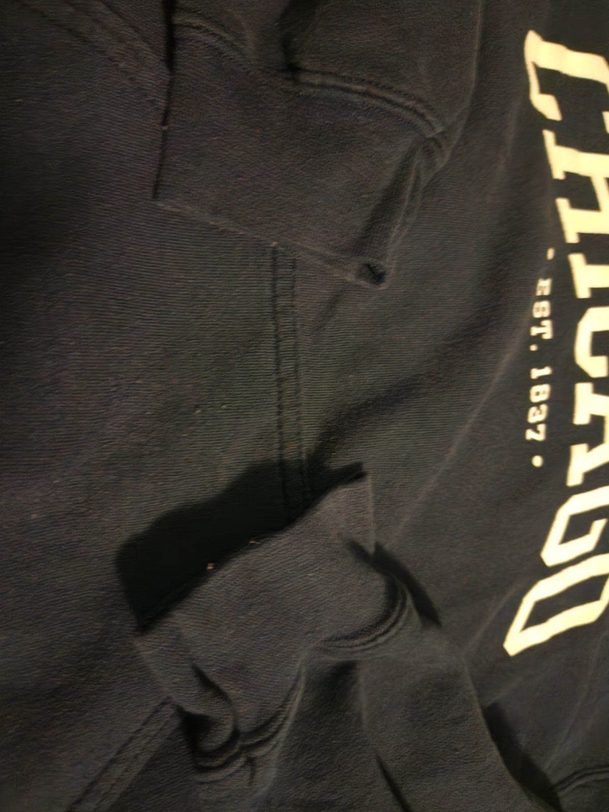 3 PIECE LOT Mens Small Hoodies CHICAGO GEORGE UNKNOWN SEE PICS FOR DETAILS