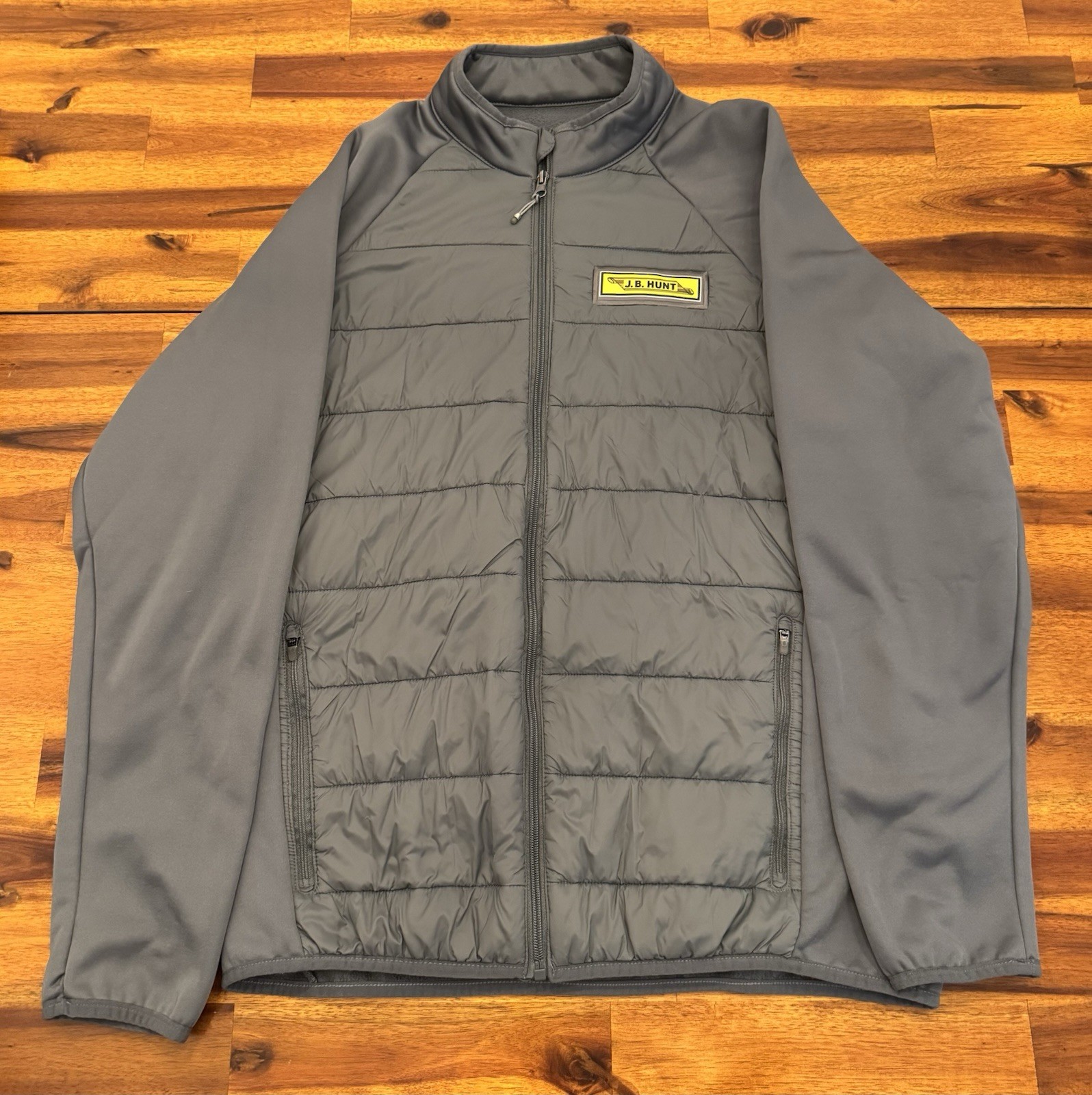 Antigua Men’s Gray Full Zip Quilted Jacket w/ J.B. Hunt Logo, Size L