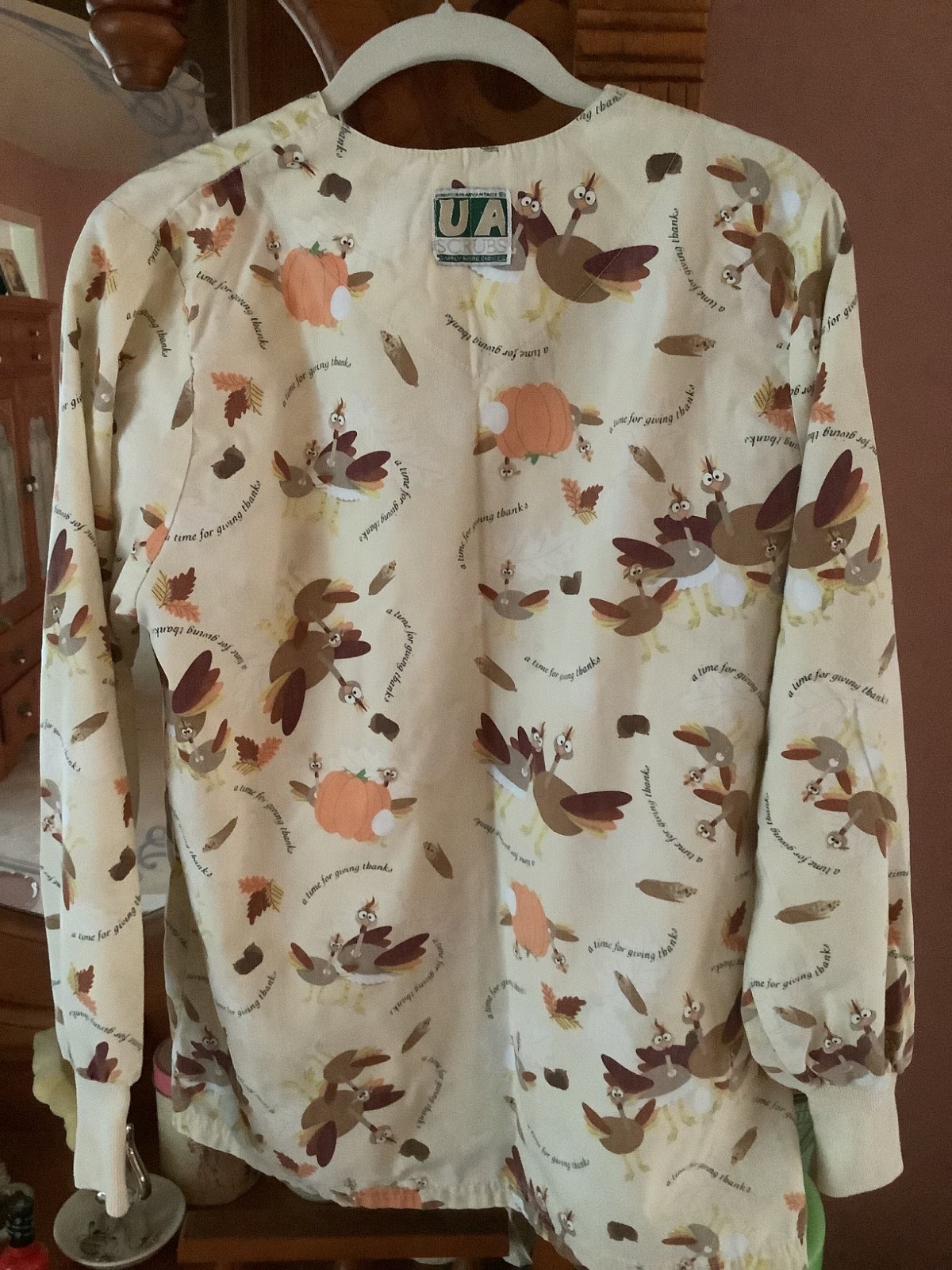 UA Scrubs Thanksgiving Snap Front Scrub Jacket Turkey Pumpkins Brown Orange XS
