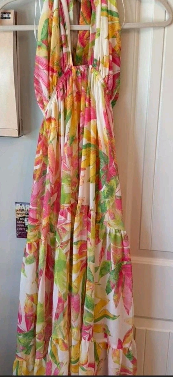 Gorgeous!! Flying Tomato Boho Maxi Size S Halter Tiered Dress Resort NWT