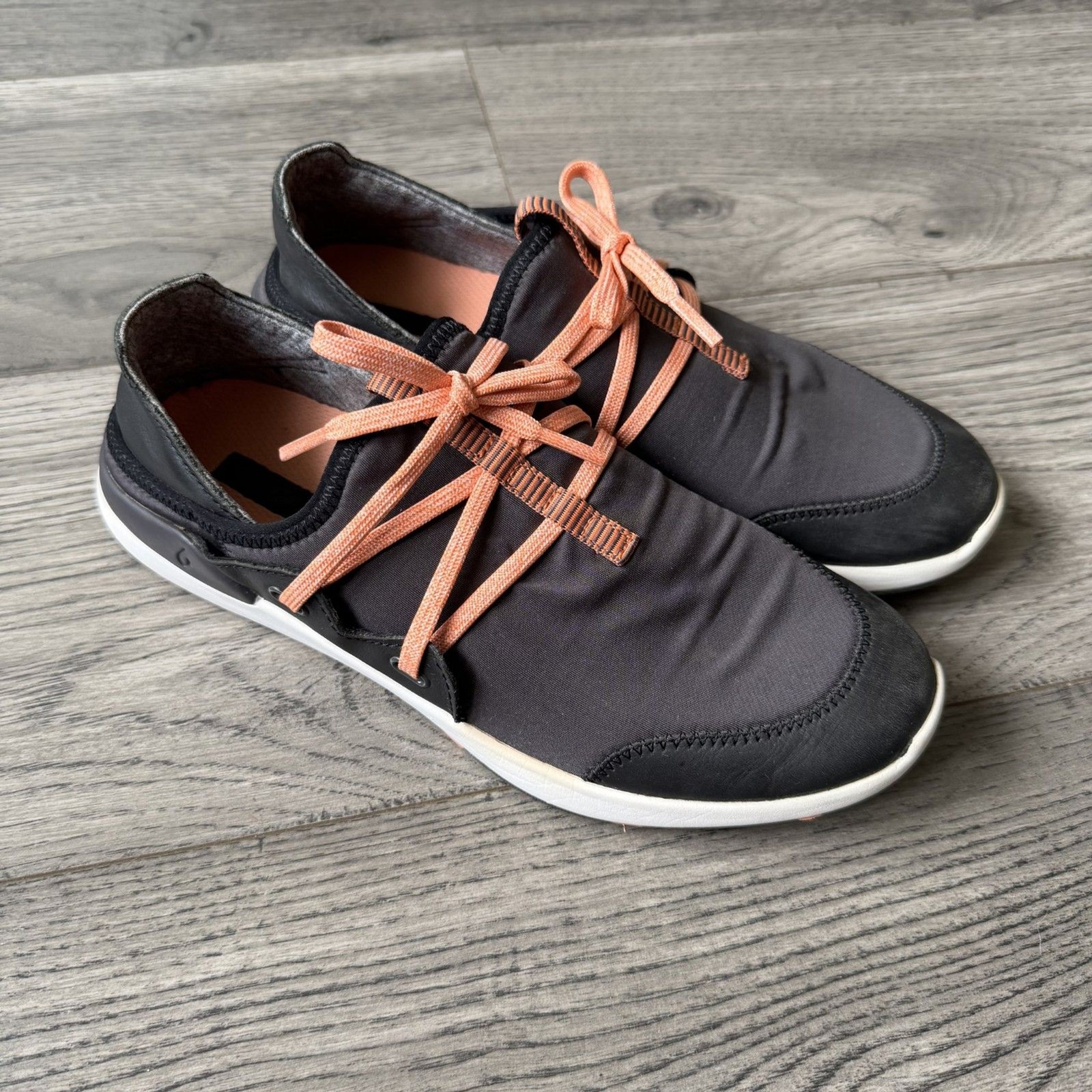 OluKai Mikili Waterproof Slip On Sneakers Black Coral Orange Women’s Size 8