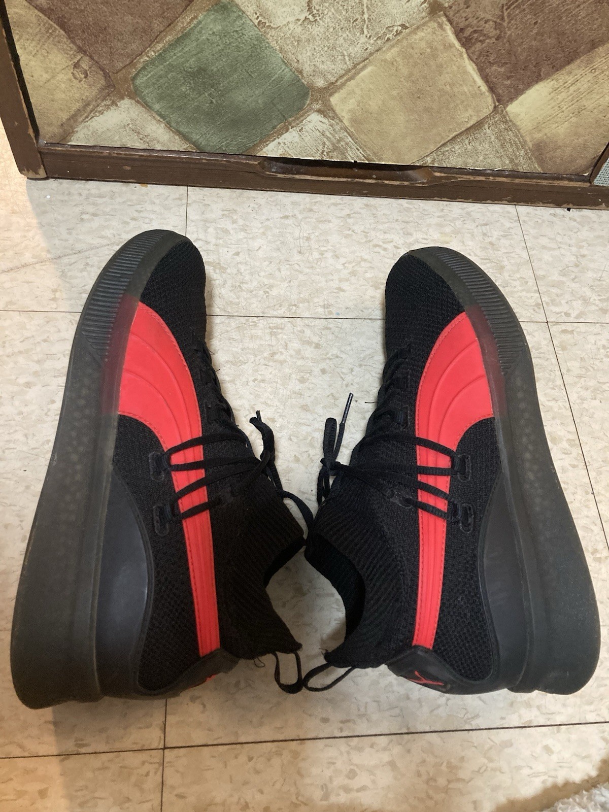 PUMA Men’s Clyde Court City Pack Portland/Chicago Bulls – Black Red Size 11.5