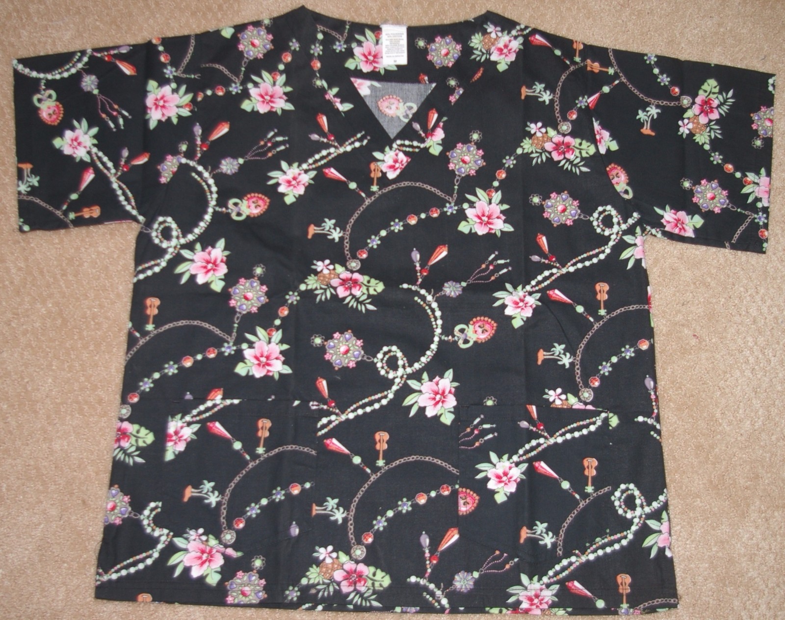 UA Scrubs V Neck Scrub Top W/ Bottom Pockets Tropical Flower Print Sizes S to L