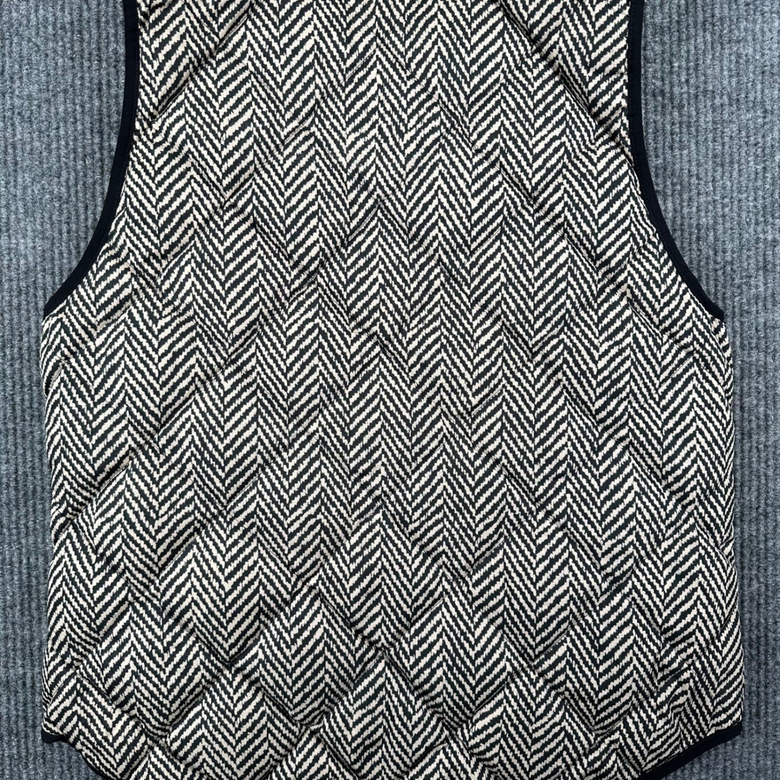 J. Crew Excursion Vest Womens L Grey Quilted Herringbone Down Filled Black Cream