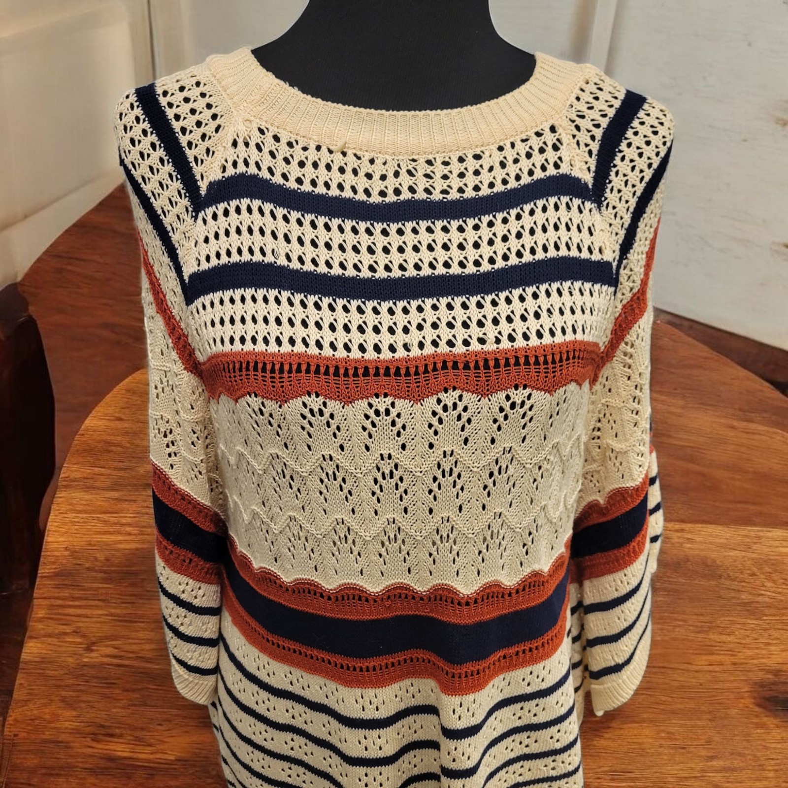 L’ Amour Beige, Navy, And Rust Crochet Top Size M