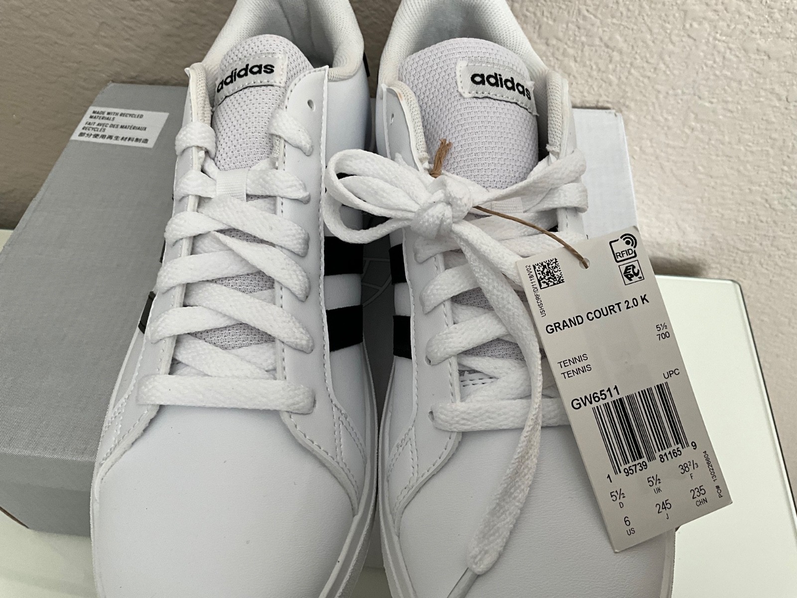 Adidas Sneaker Grand Court 2.0K size 6 kids/womens 7 1/2