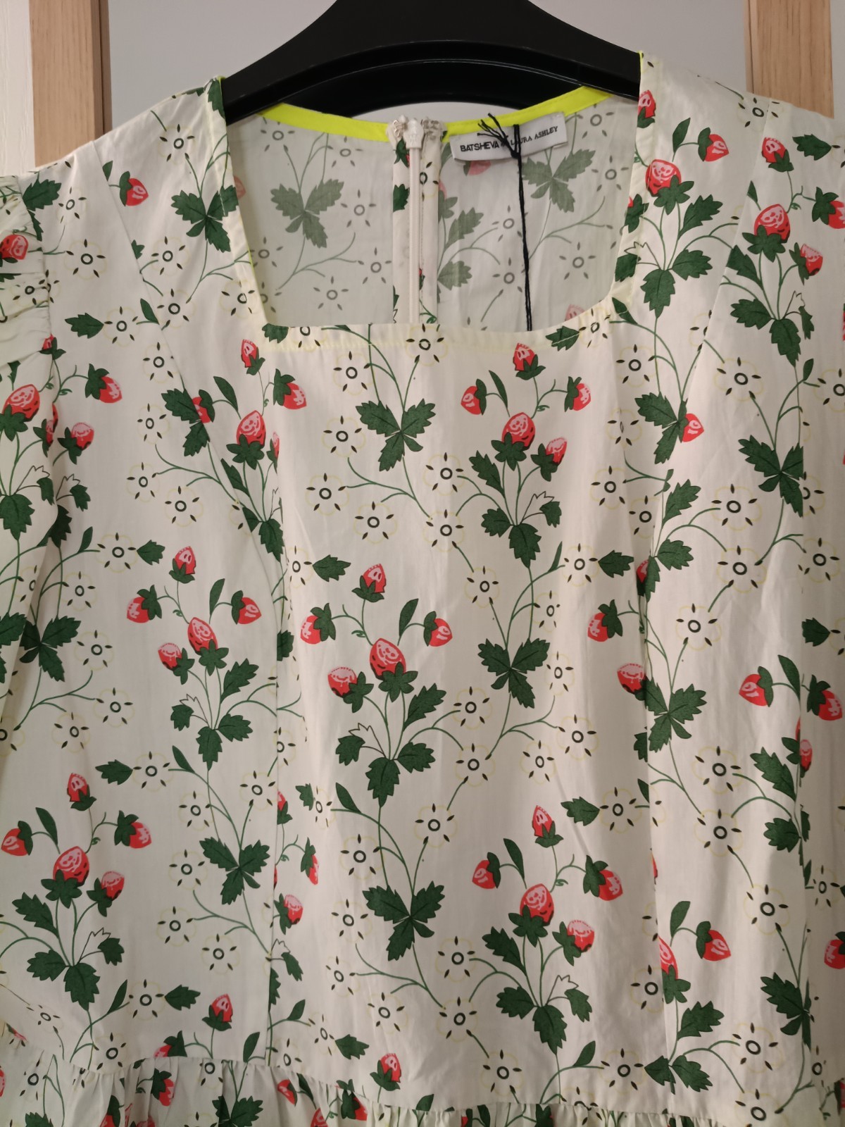 Batsheva X Laura Ashley Strawberry Print Dress Size 16 Fits 14 Bnwt