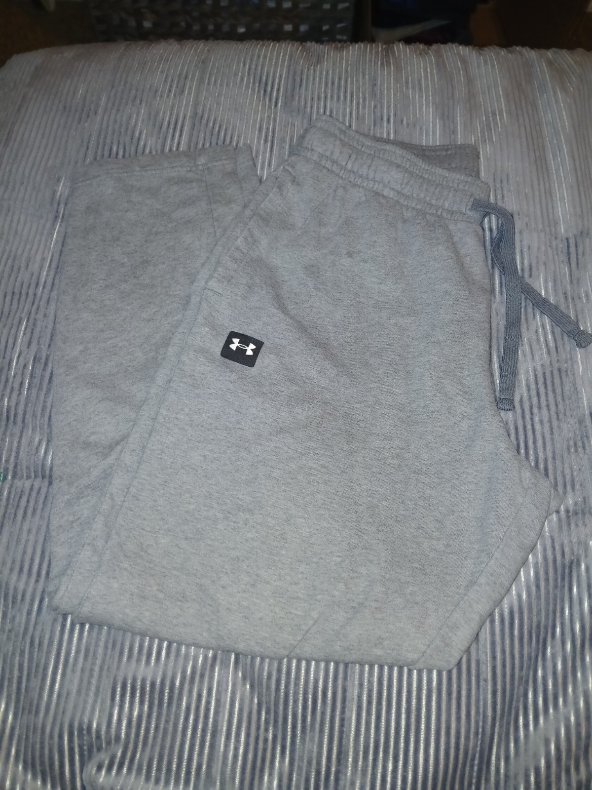 Under Armour ColdGear Men’s L Gray Fleece Sweatpants Drawstring Loose Fit