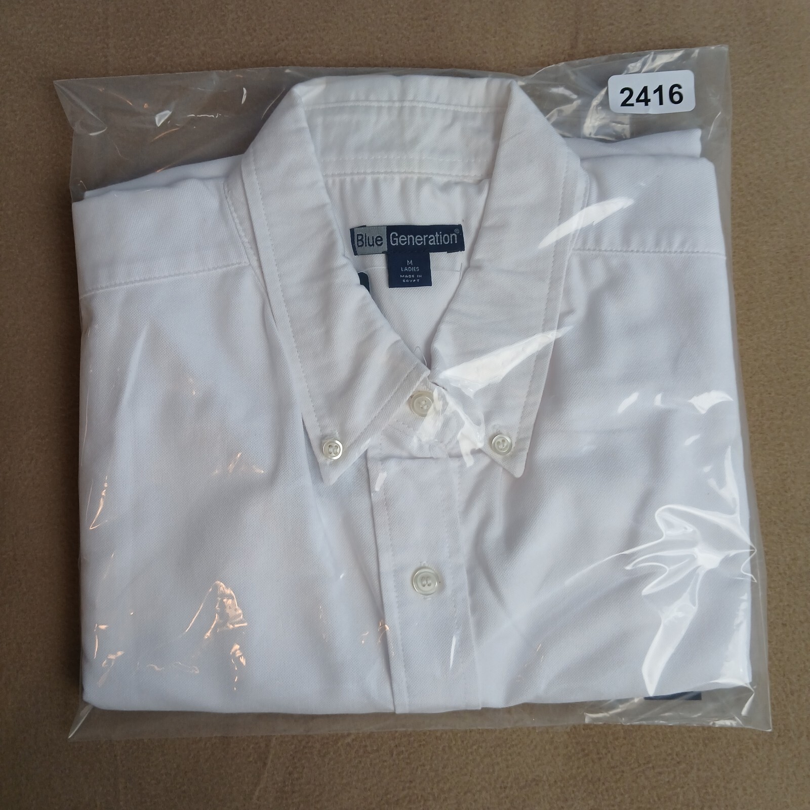 Blue Generation Ladies Button Up Long Sleeve Shirt Size M Button-Down White NWT