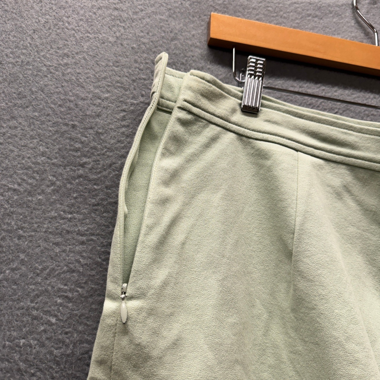 St John Sport Pants Womens 16 (37×31 ACTUAL) Straight Leg Pale Green Trousers