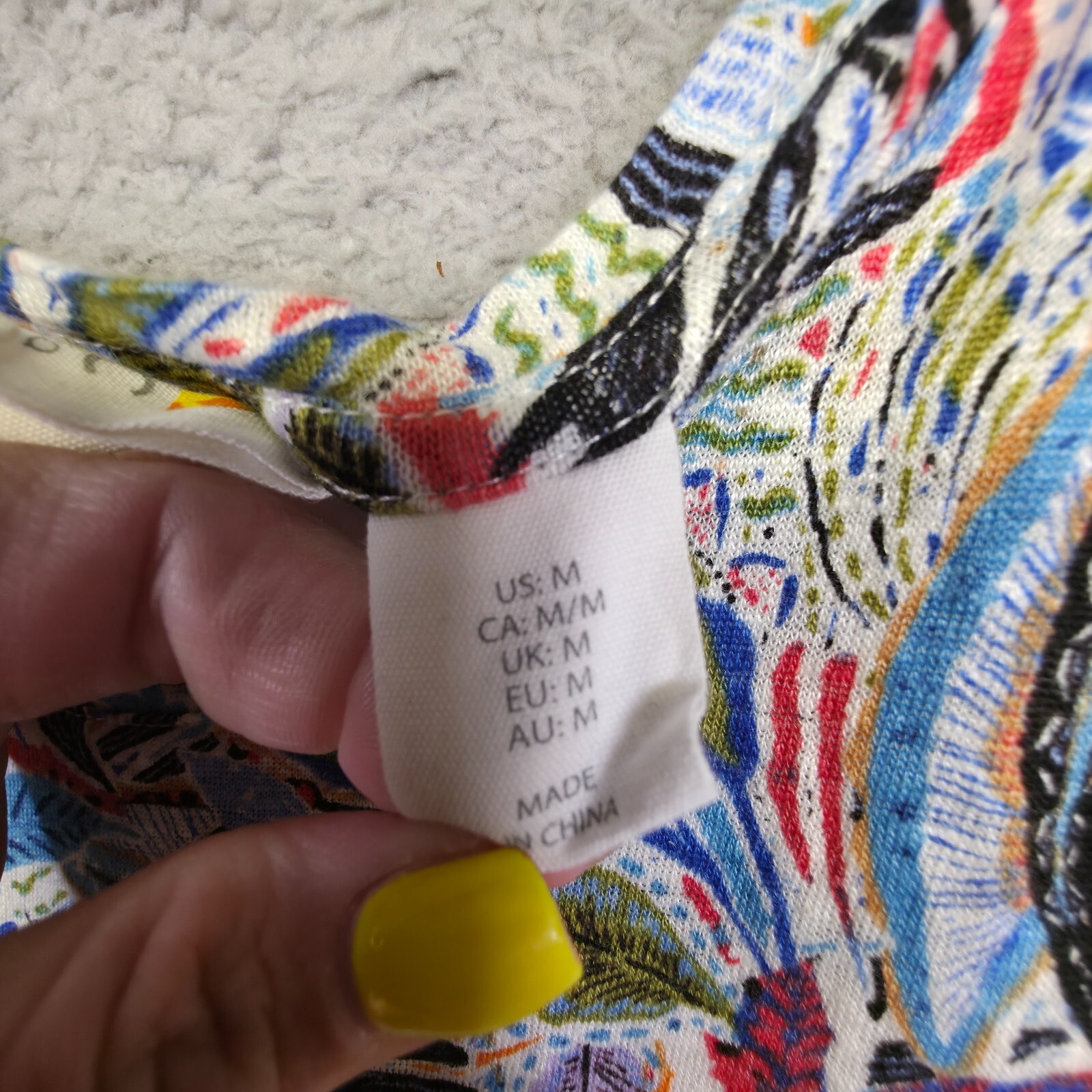 C&C California Top Womens M Blue Button Down Back Linen Floral Tropical Coastal
