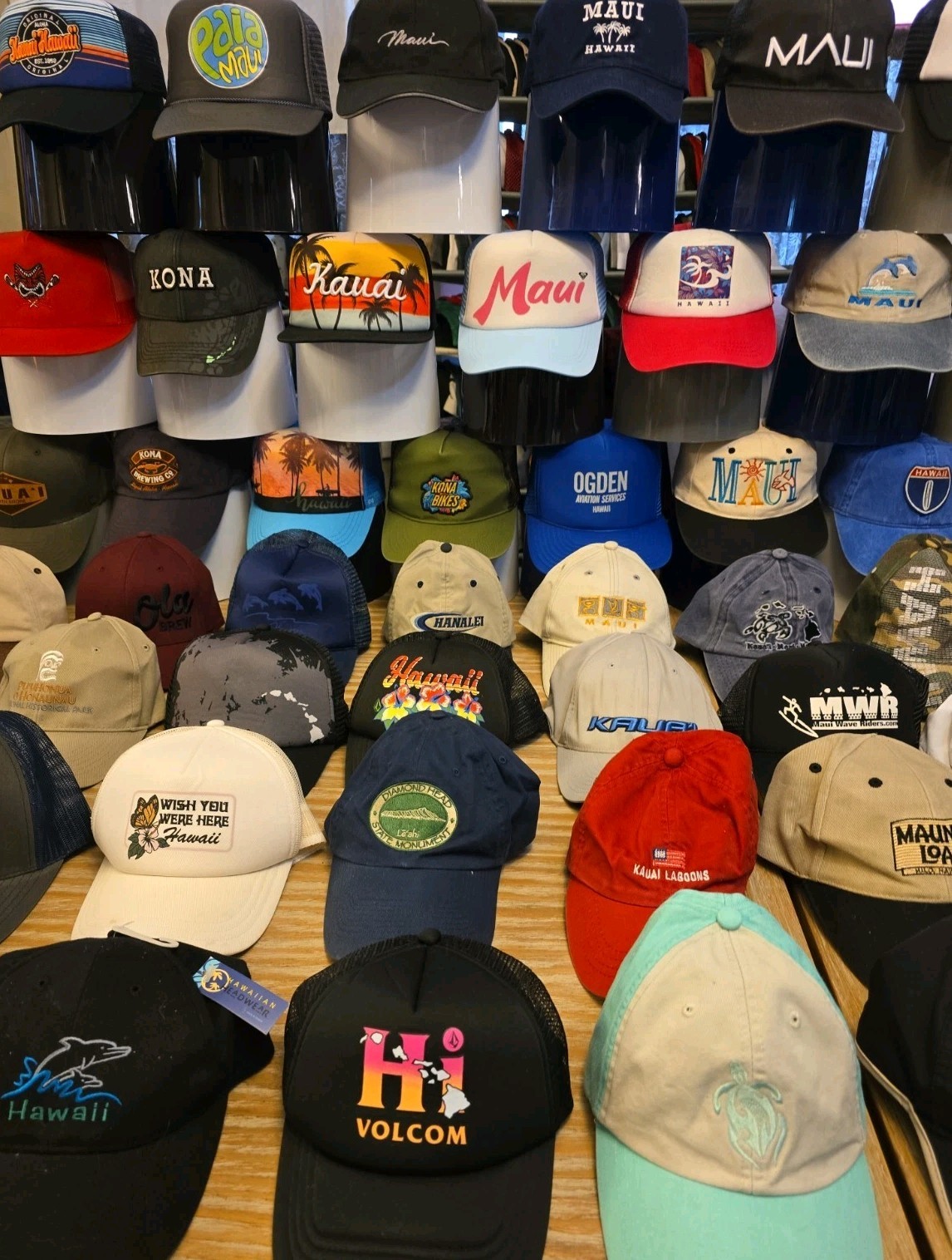 Lot of Hawaii hats Maui Kauai vtg/modern snapback strap back 53 islands caps